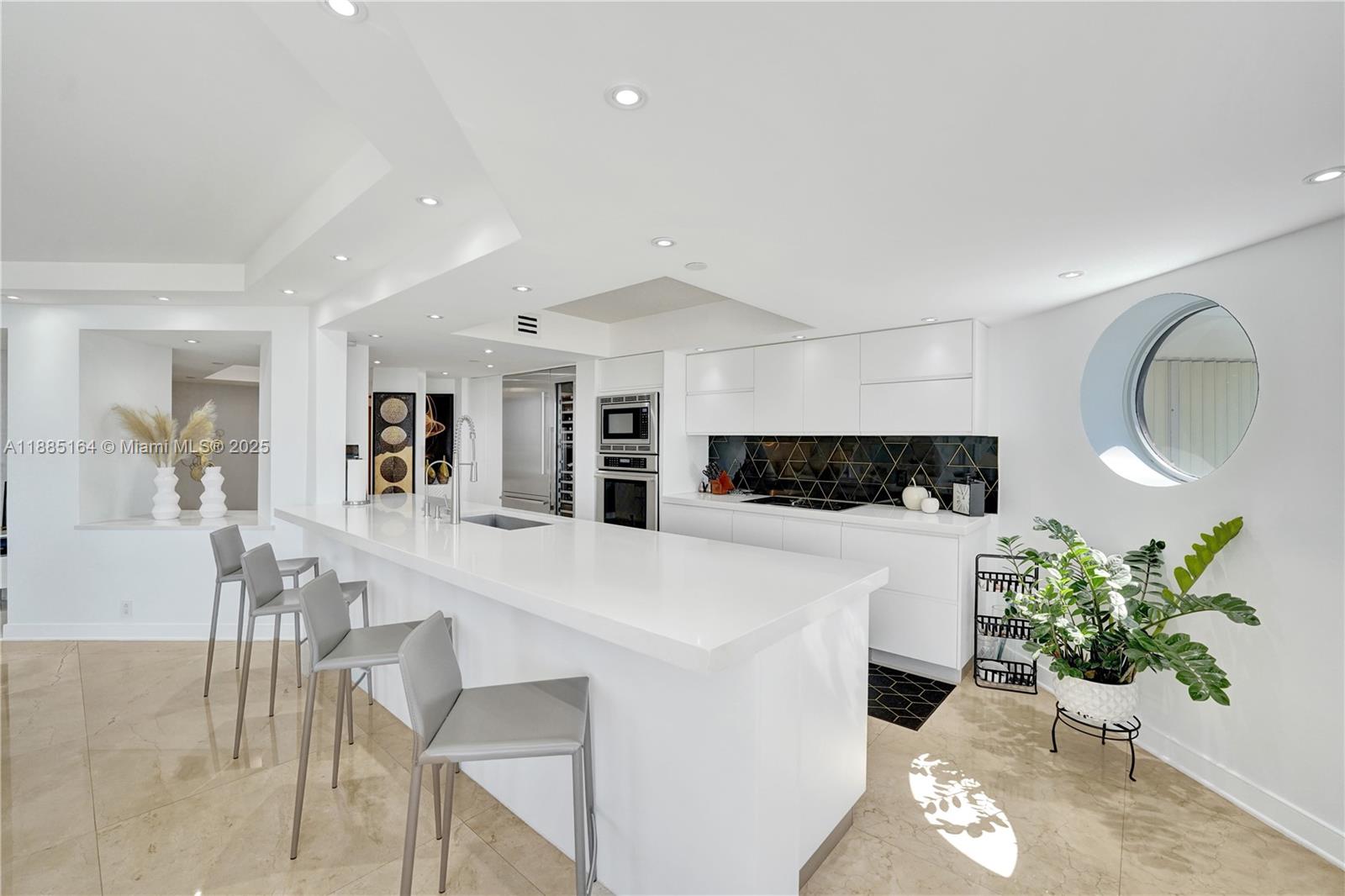 THE LANDMARK - Residential