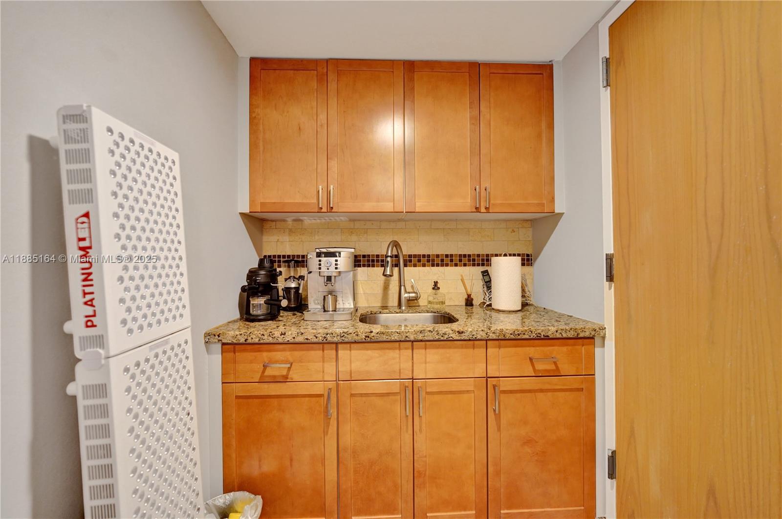 THE LANDMARK - Residential