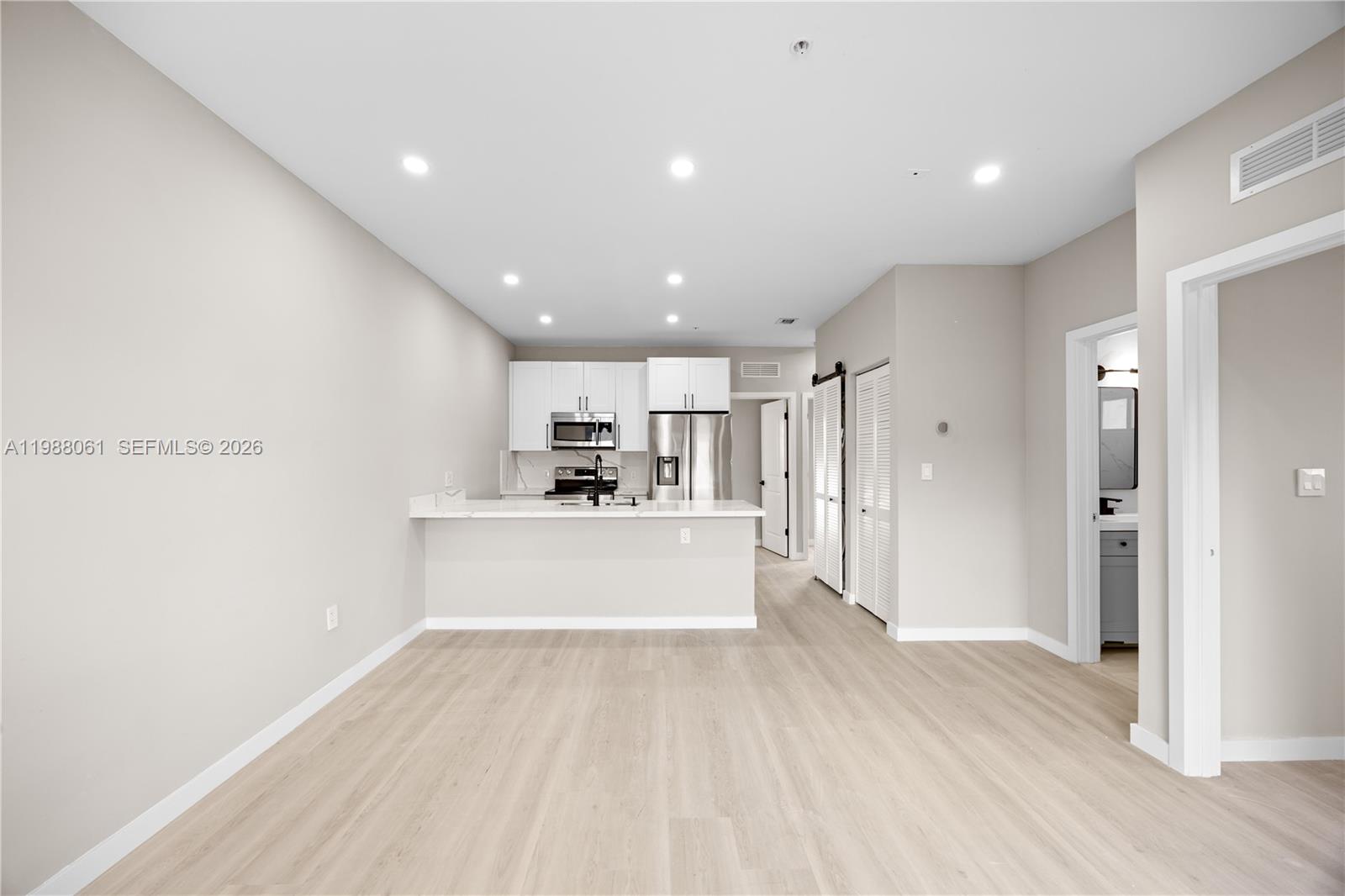 PLEASANT VILLAGE - Residential Lease