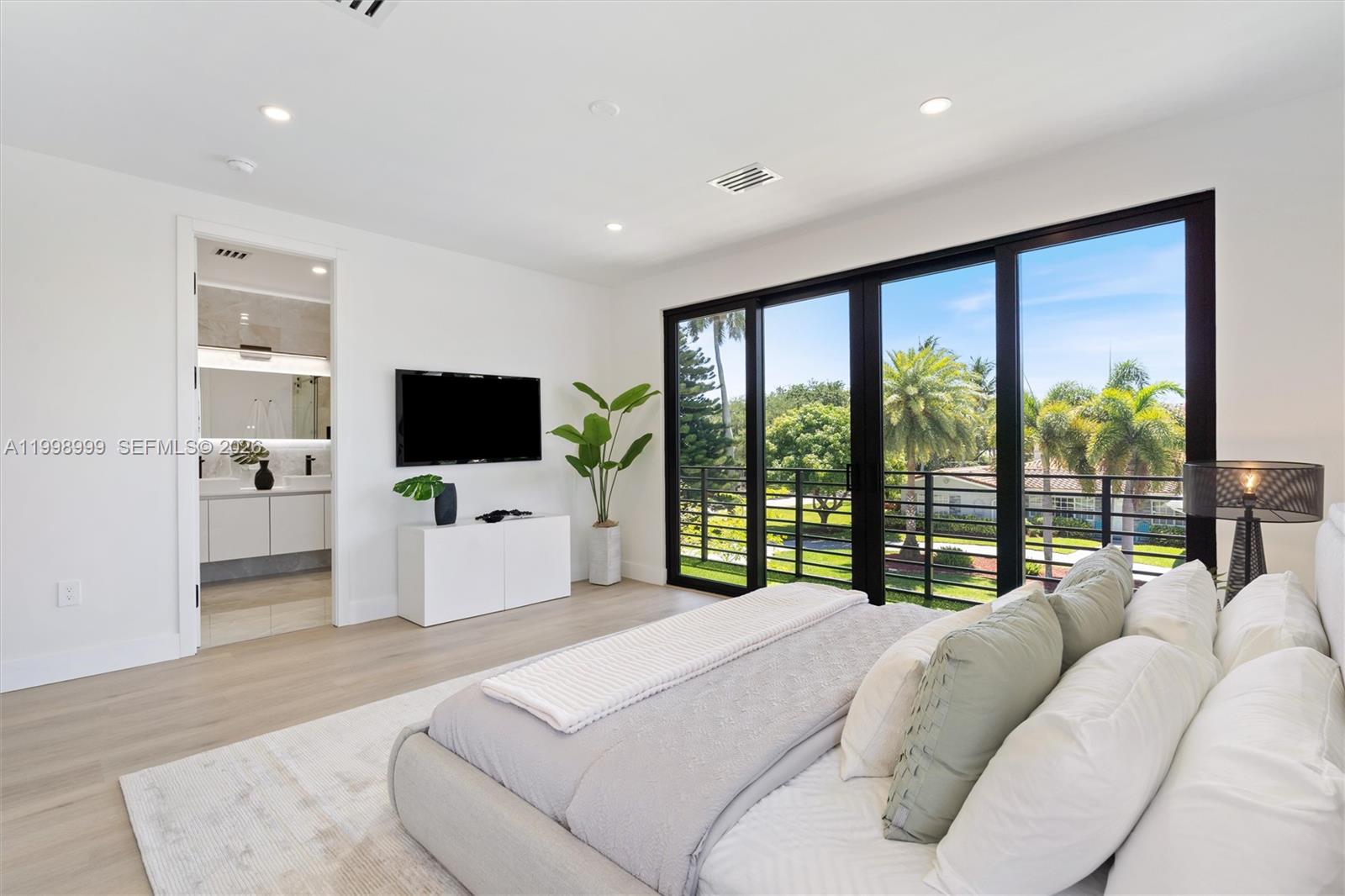 LIVERMORE ESTATES - Residential