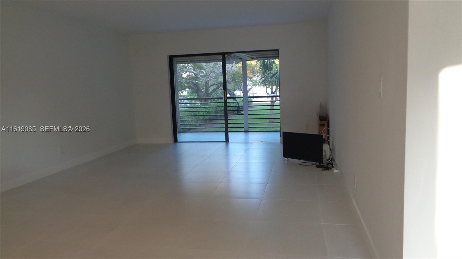 LAKES OF CARRIAGE HILLS - Residential