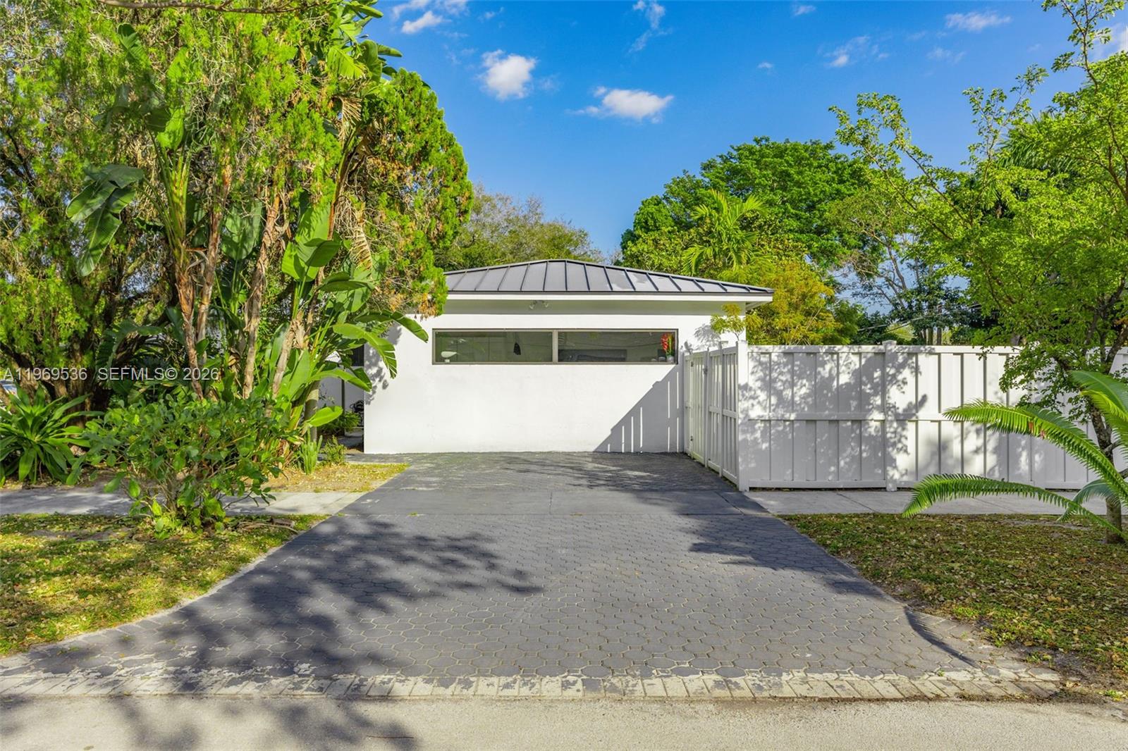 EL PORTAL - Residential