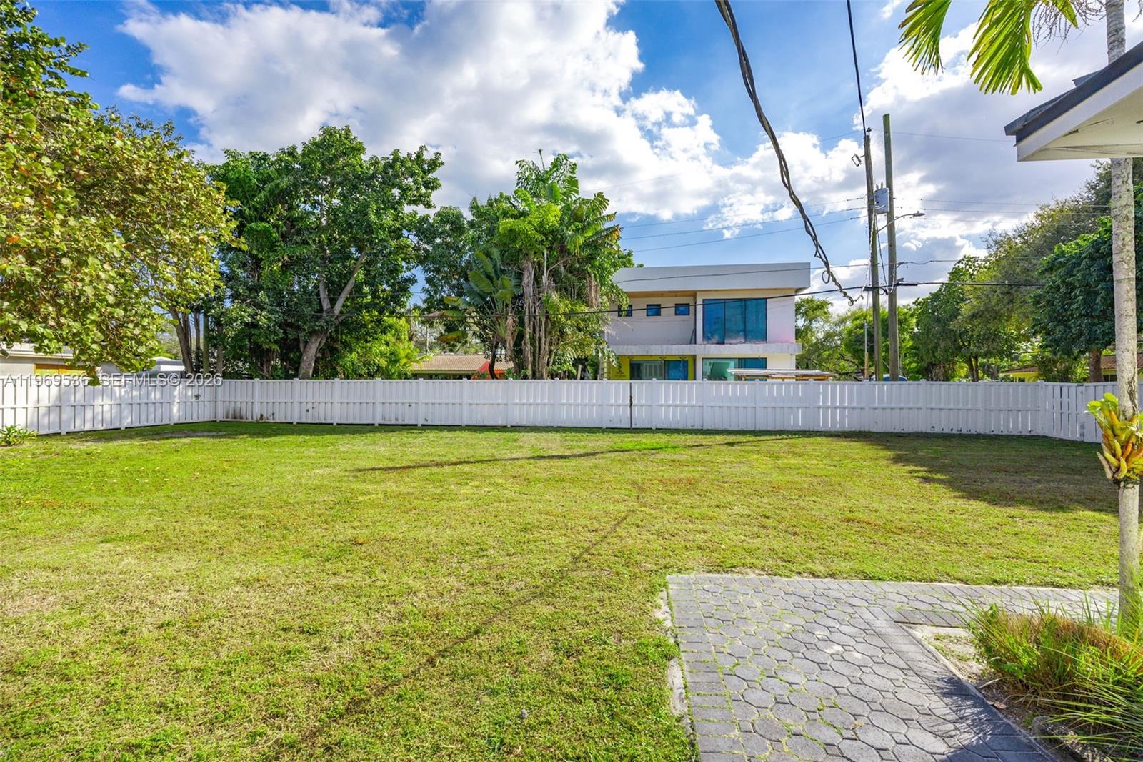 EL PORTAL - Residential