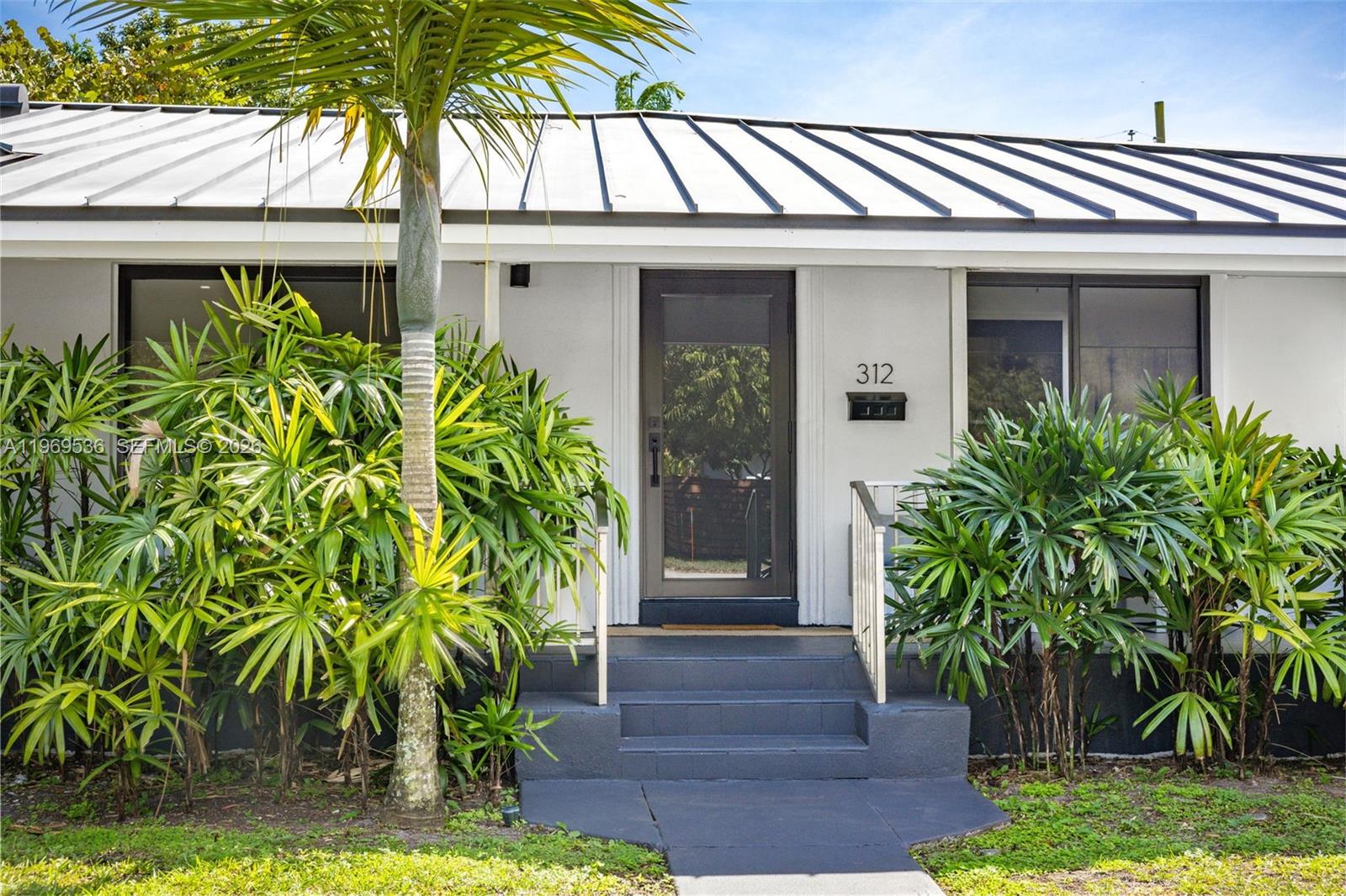 EL PORTAL - Residential