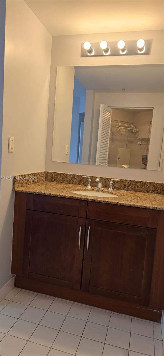 DOWNTOWN DADELAND CONDO N - Residential