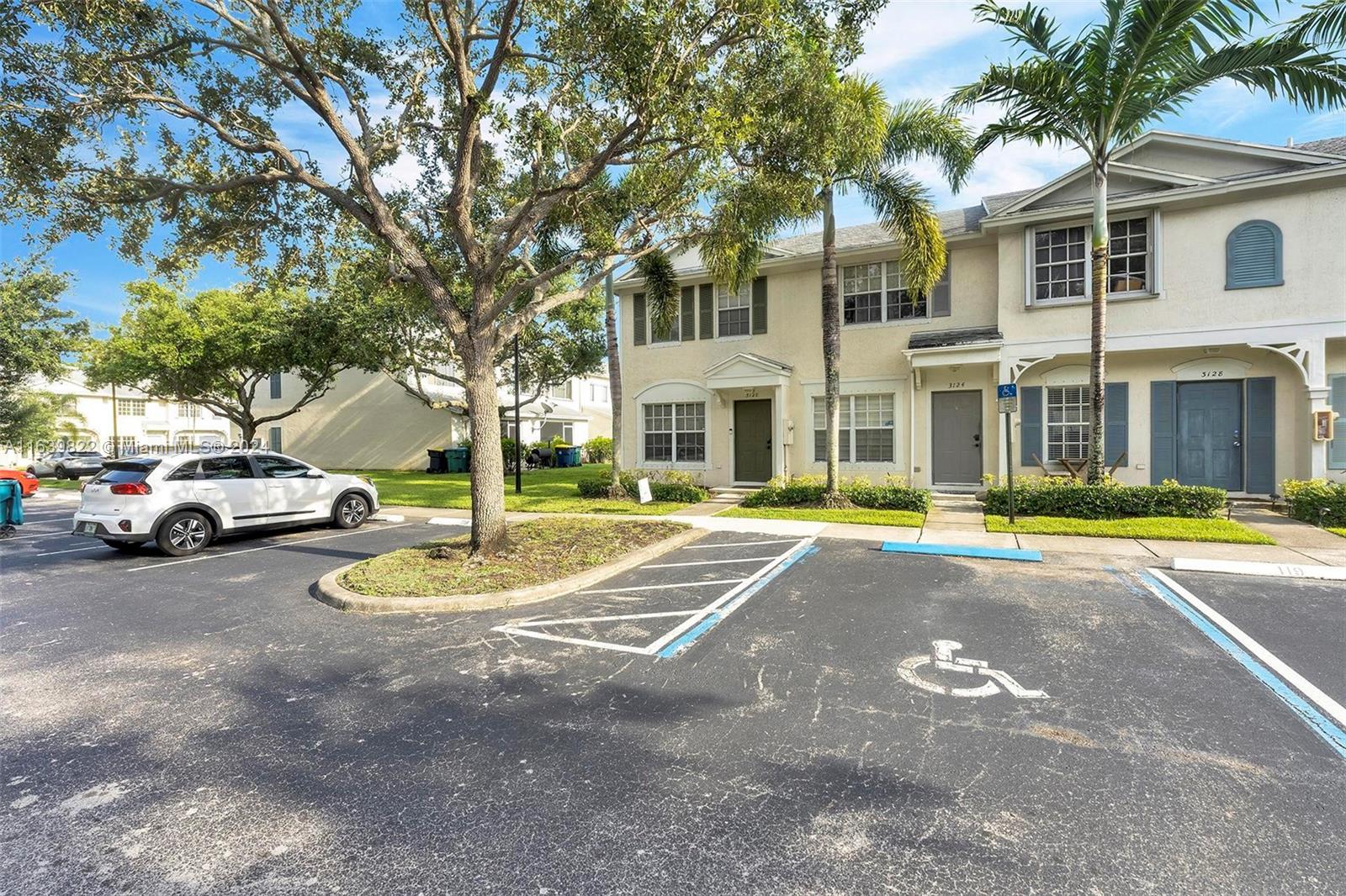 BANYAN OAKRIDGE COMMERCIA - Residential