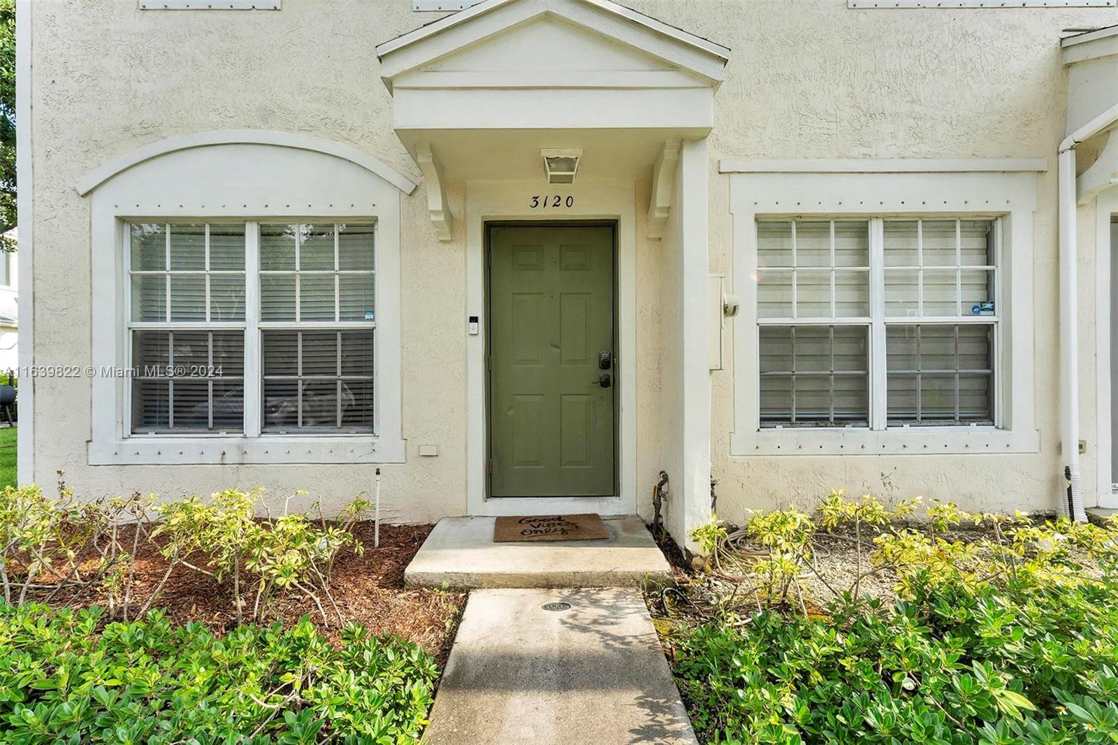 BANYAN OAKRIDGE COMMERCIA - Residential