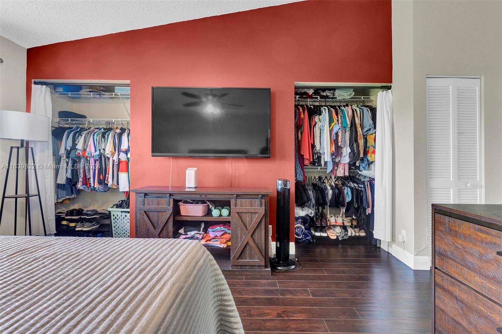 BANYAN OAKRIDGE COMMERCIA - Residential