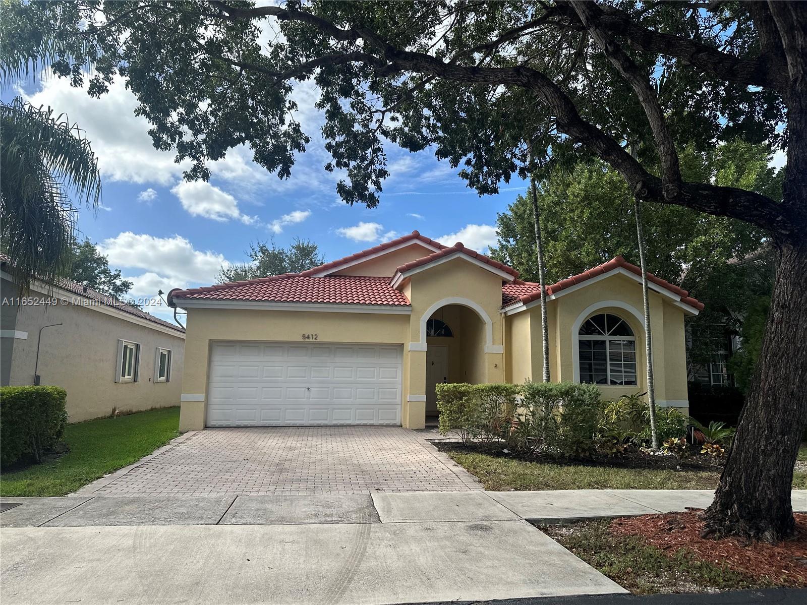 Doral Gardens - Residential Lease