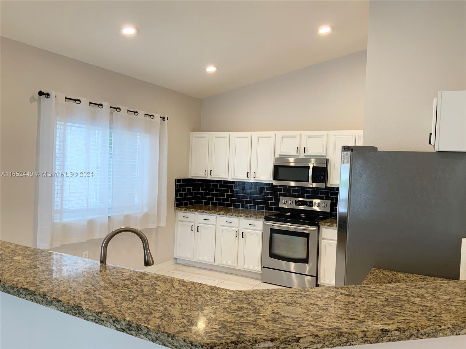 Doral Gardens - Residential Lease