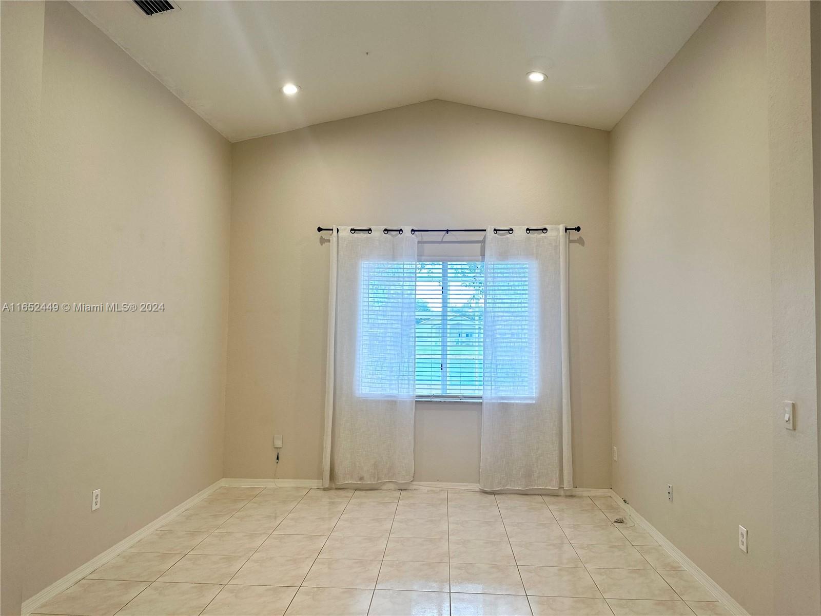 Doral Gardens - Residential Lease