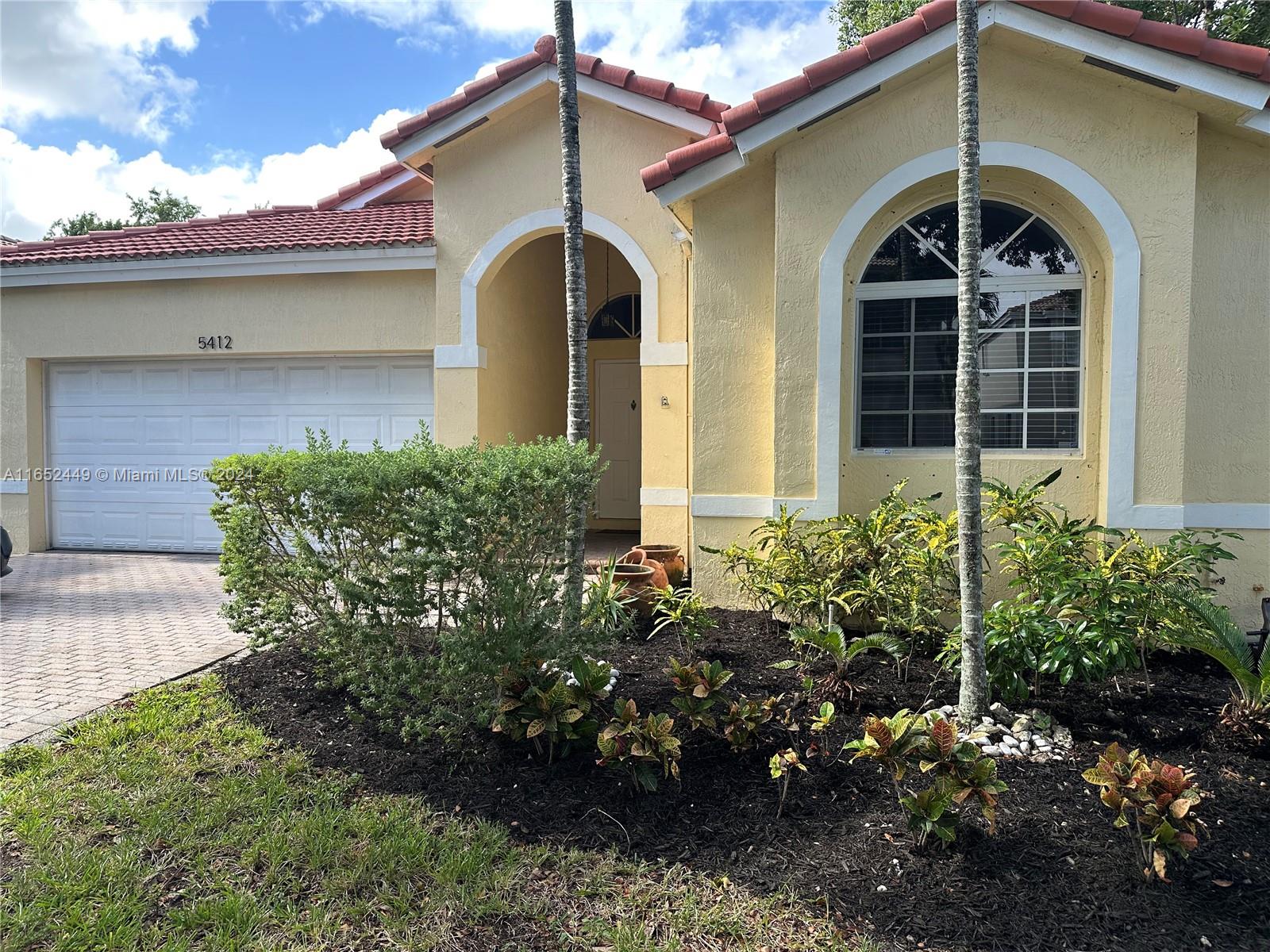 Doral Gardens - Residential Lease