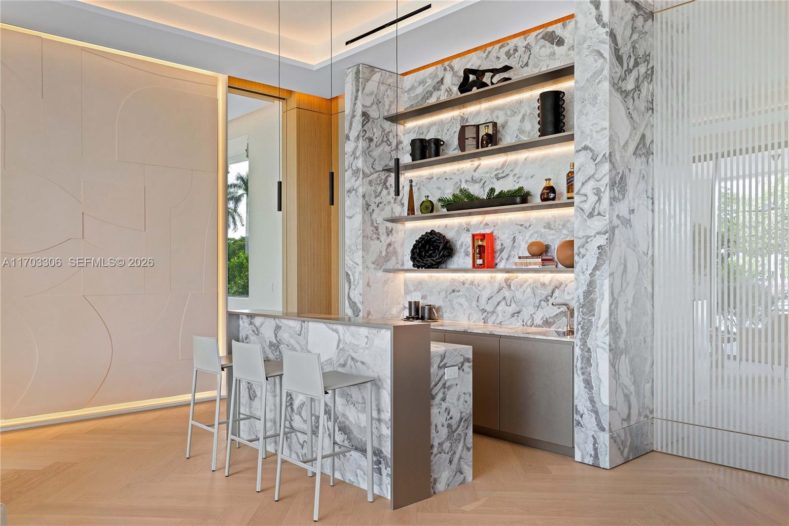 LINDISFARNE ON FISHER ISL - Residential