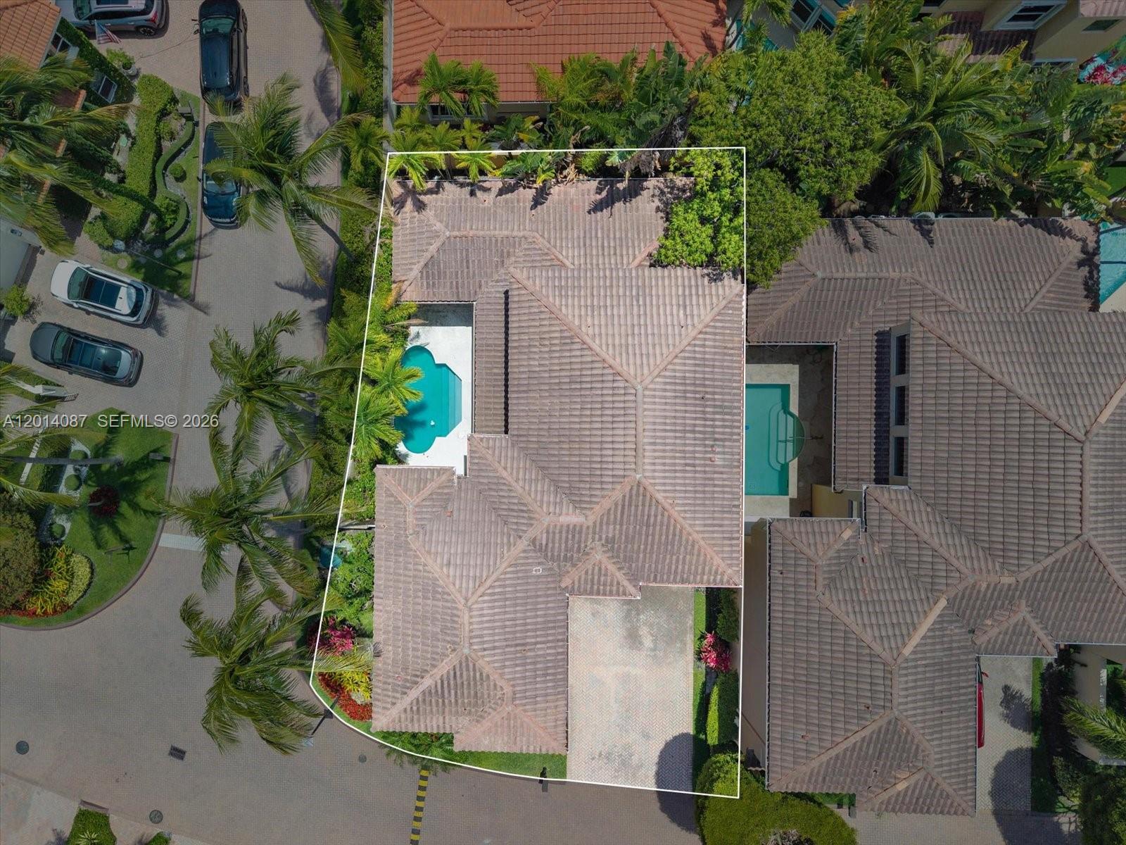 ISLAND WAY - Residential