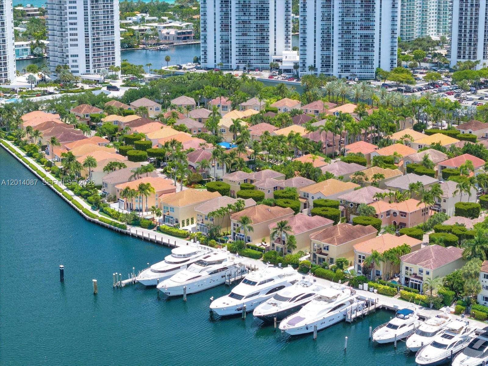 ISLAND WAY - Residential