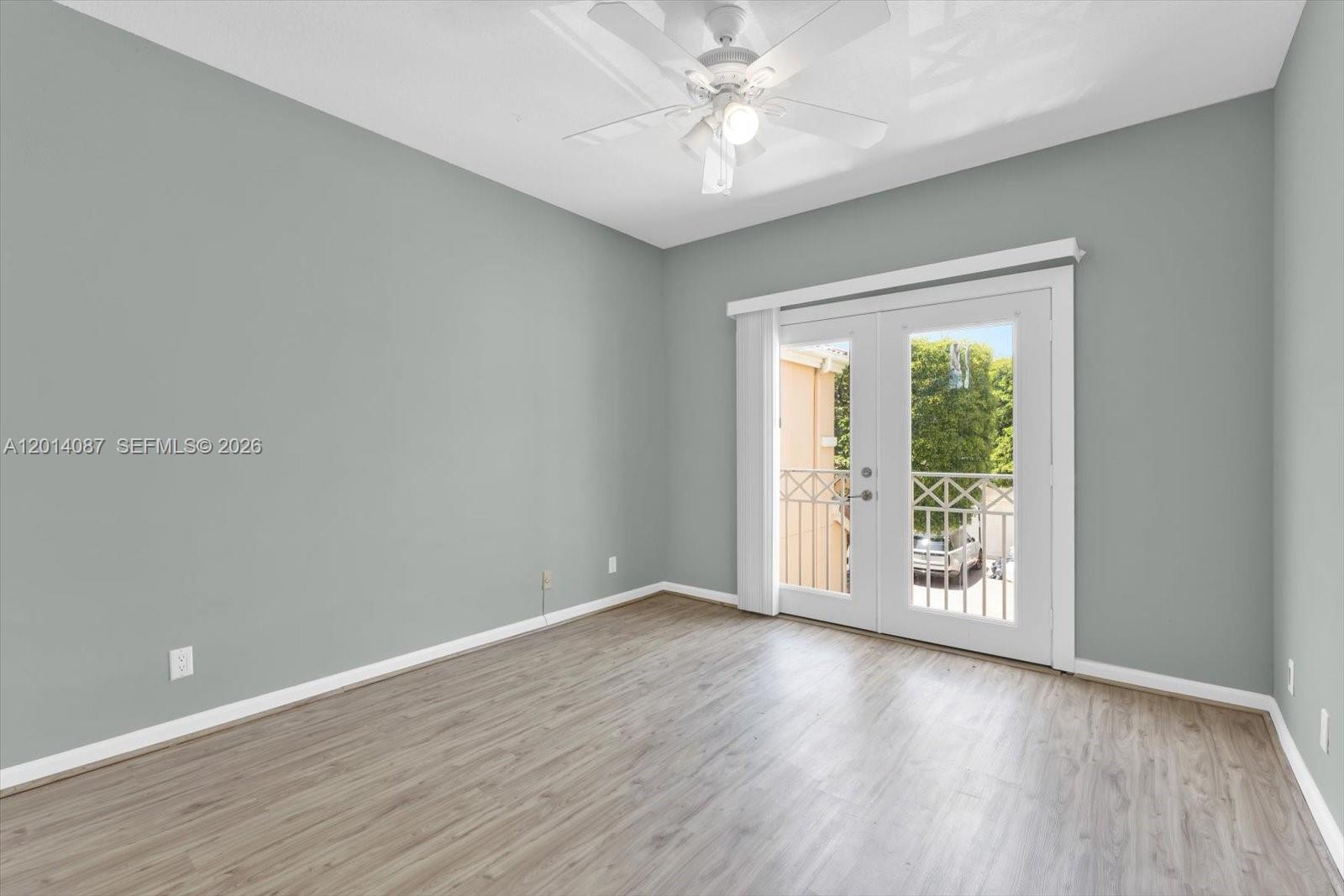 ISLAND WAY - Residential