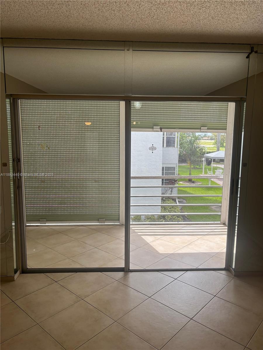 QUAIL RUN OF SUNRISE - Residential Lease