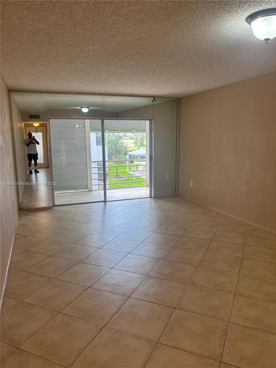 QUAIL RUN OF SUNRISE - Residential Lease
