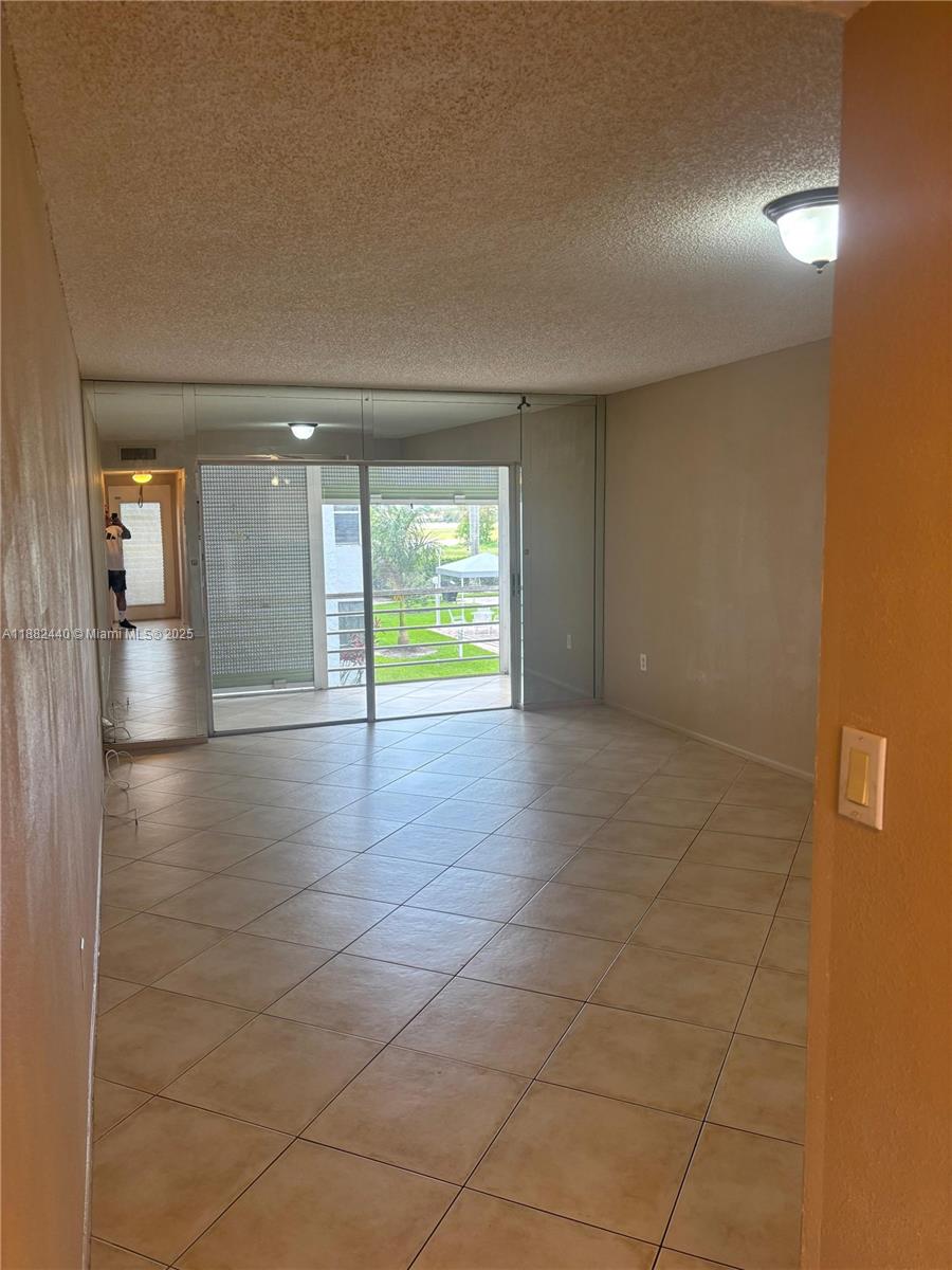 QUAIL RUN OF SUNRISE - Residential Lease