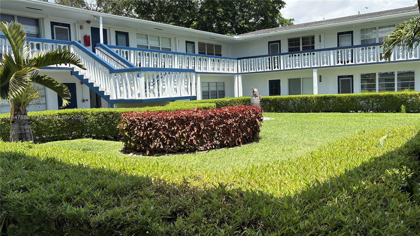CENTURY VILLAGE - Residential Lease