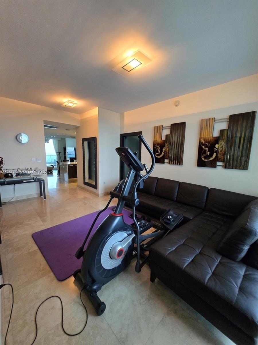 900 BISCAYNE BAY CONDO - Residential