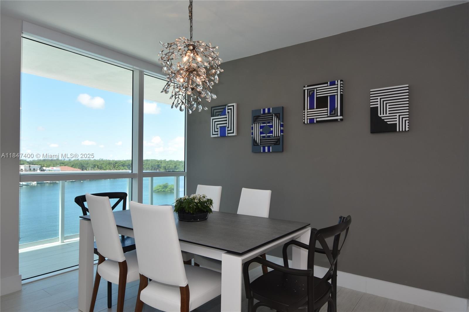 400 Sunny Isles Blvd 521
