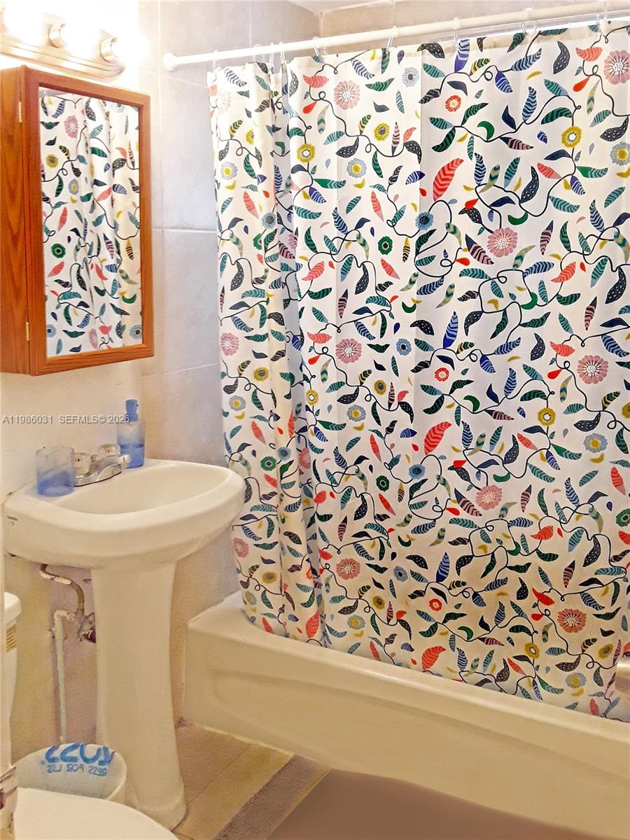 MIMO ON THE BEACH VII CON - Residential