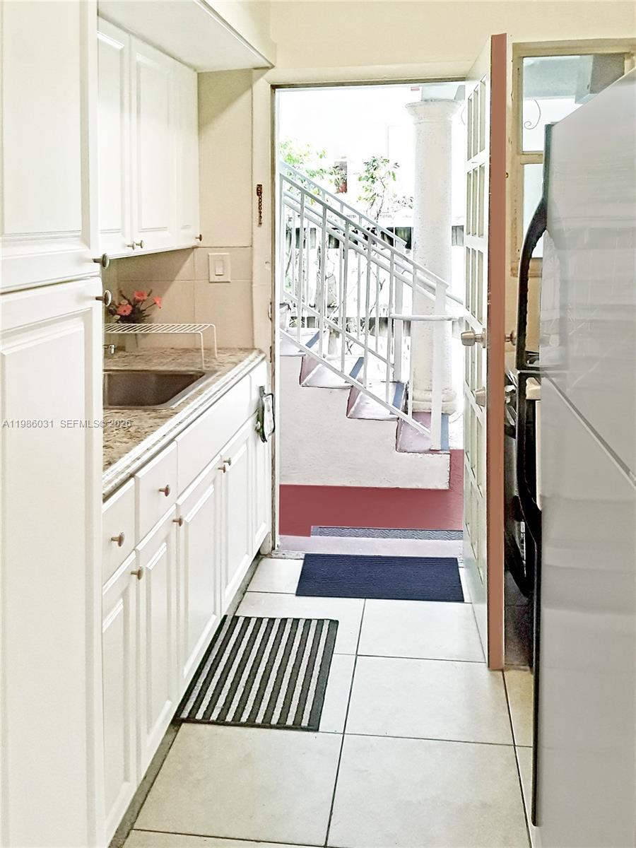 MIMO ON THE BEACH VII CON - Residential