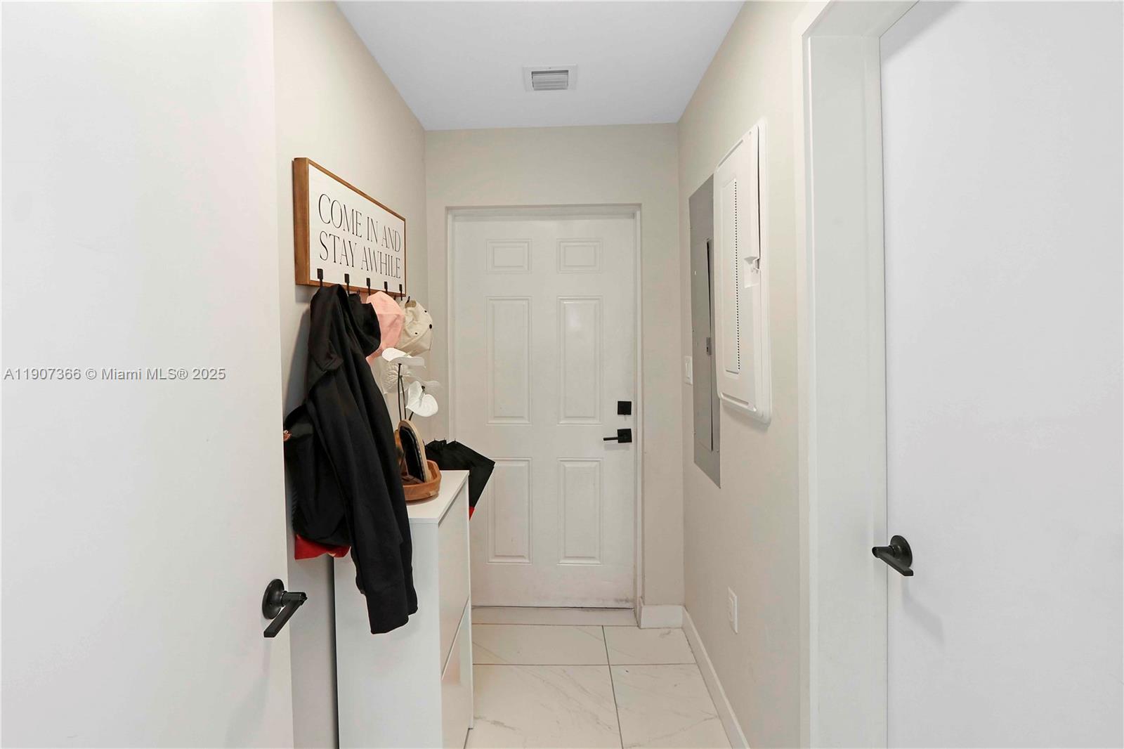 PARADISE ONE - Residential