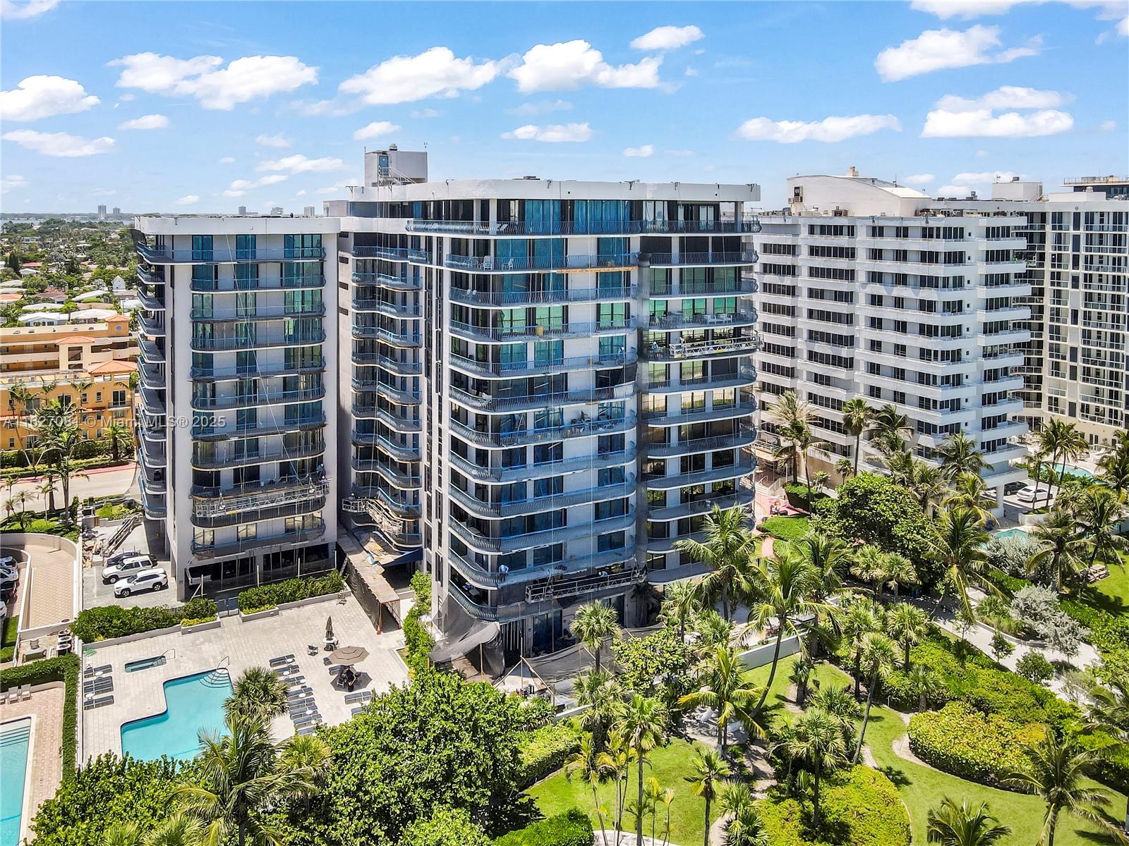 Ocean Waves - Residential