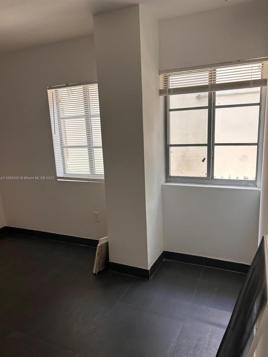 THE EVELYN CONDO - Residential Lease