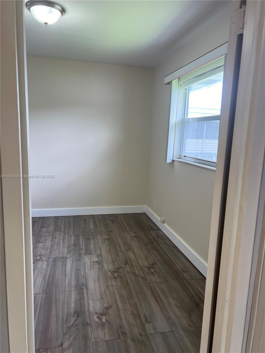 KINGS POINT BRITTANY COND - Residential