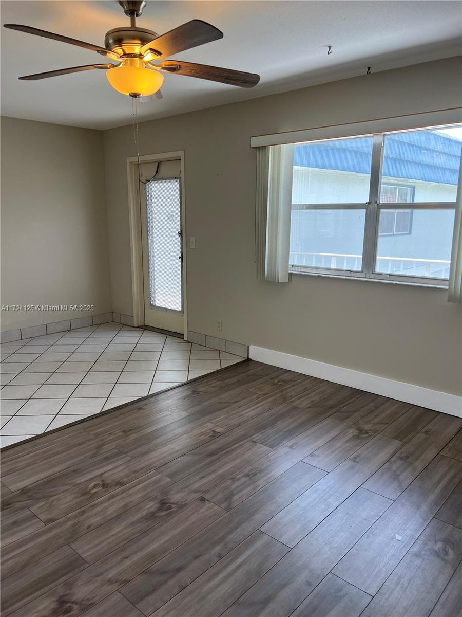 KINGS POINT BRITTANY COND - Residential