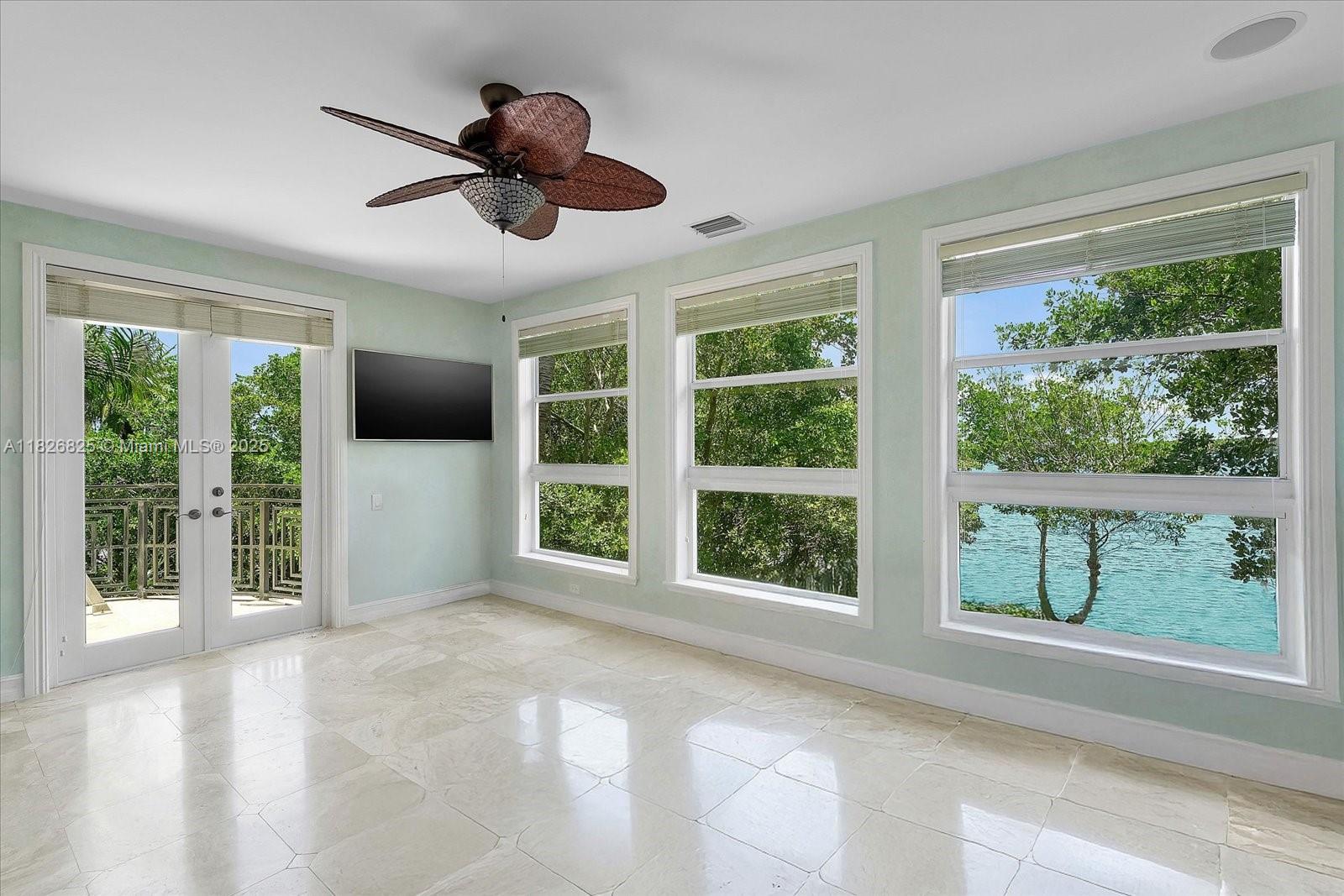 PARADISE POINT 1ST AMENDM - Residential