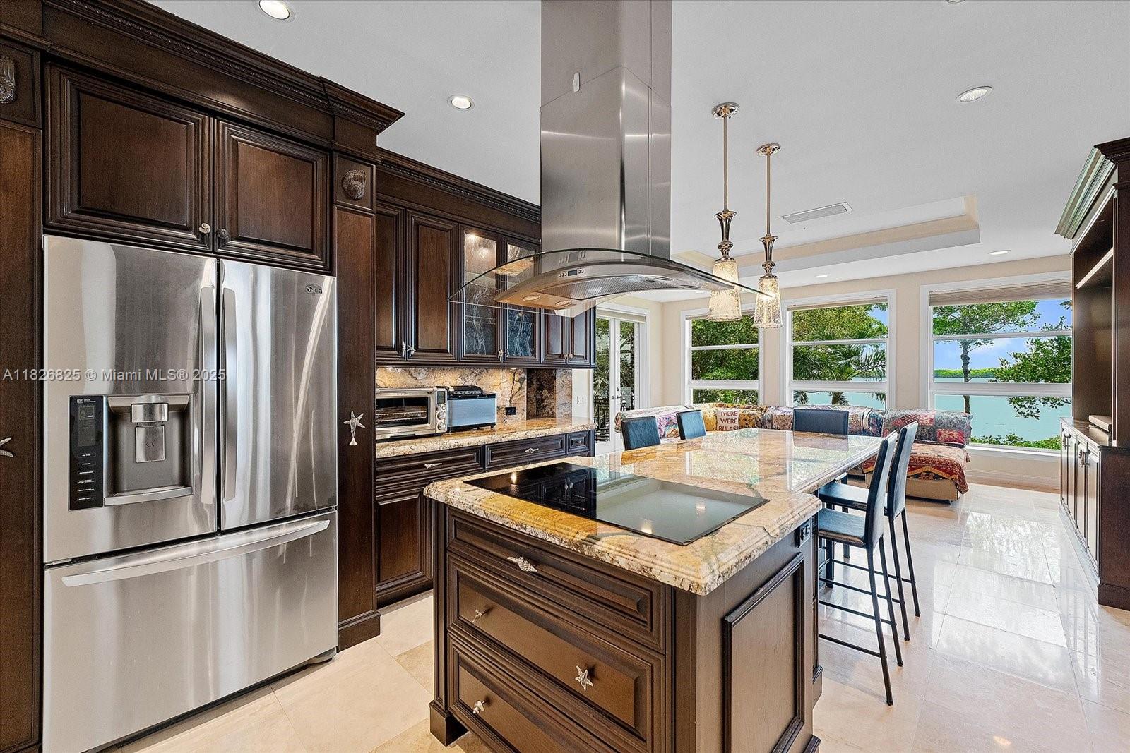 PARADISE POINT 1ST AMENDM - Residential