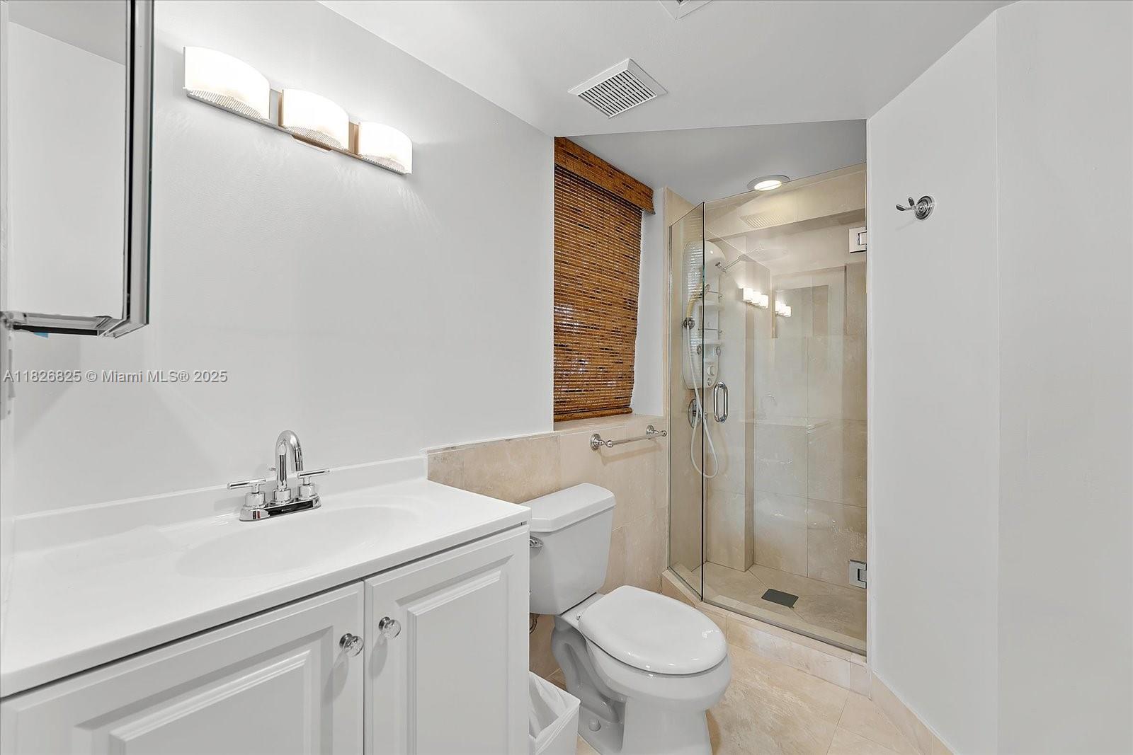 PARADISE POINT 1ST AMENDM - Residential