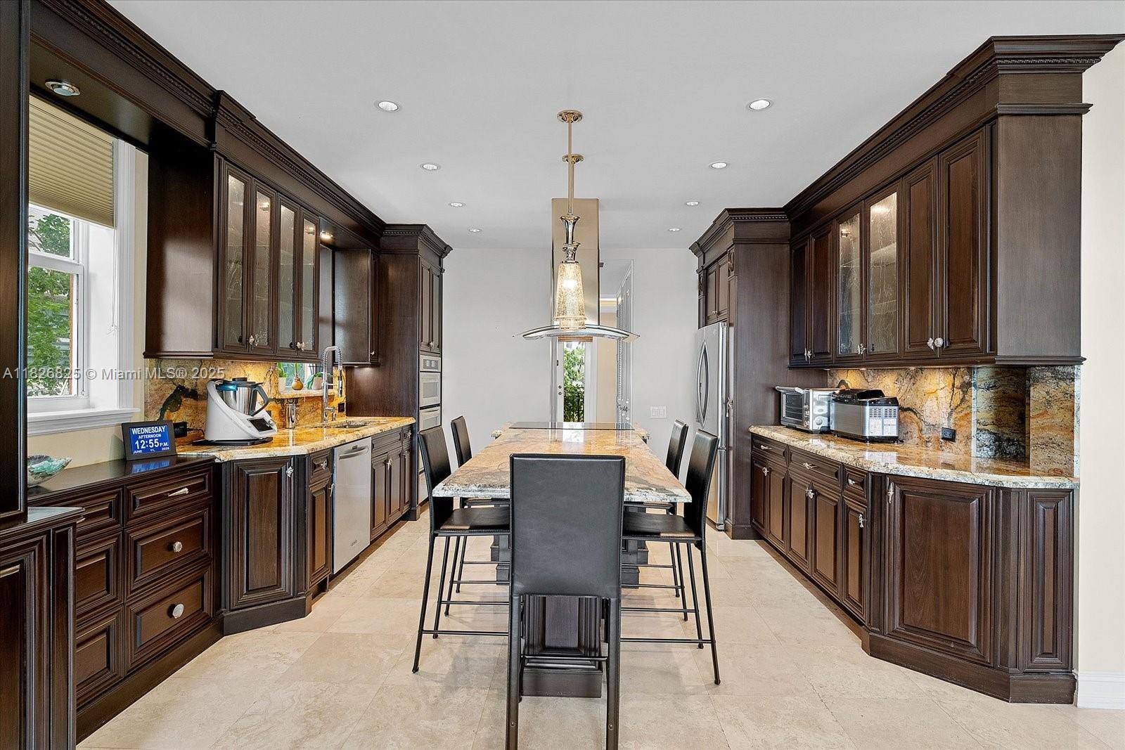 PARADISE POINT 1ST AMENDM - Residential