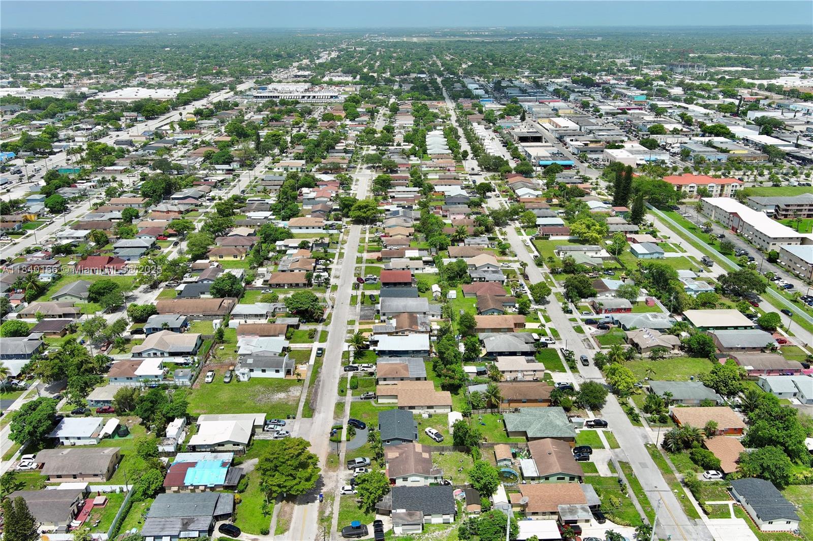 HILLCREST COUNTRY CLUB SO - Residential Lease