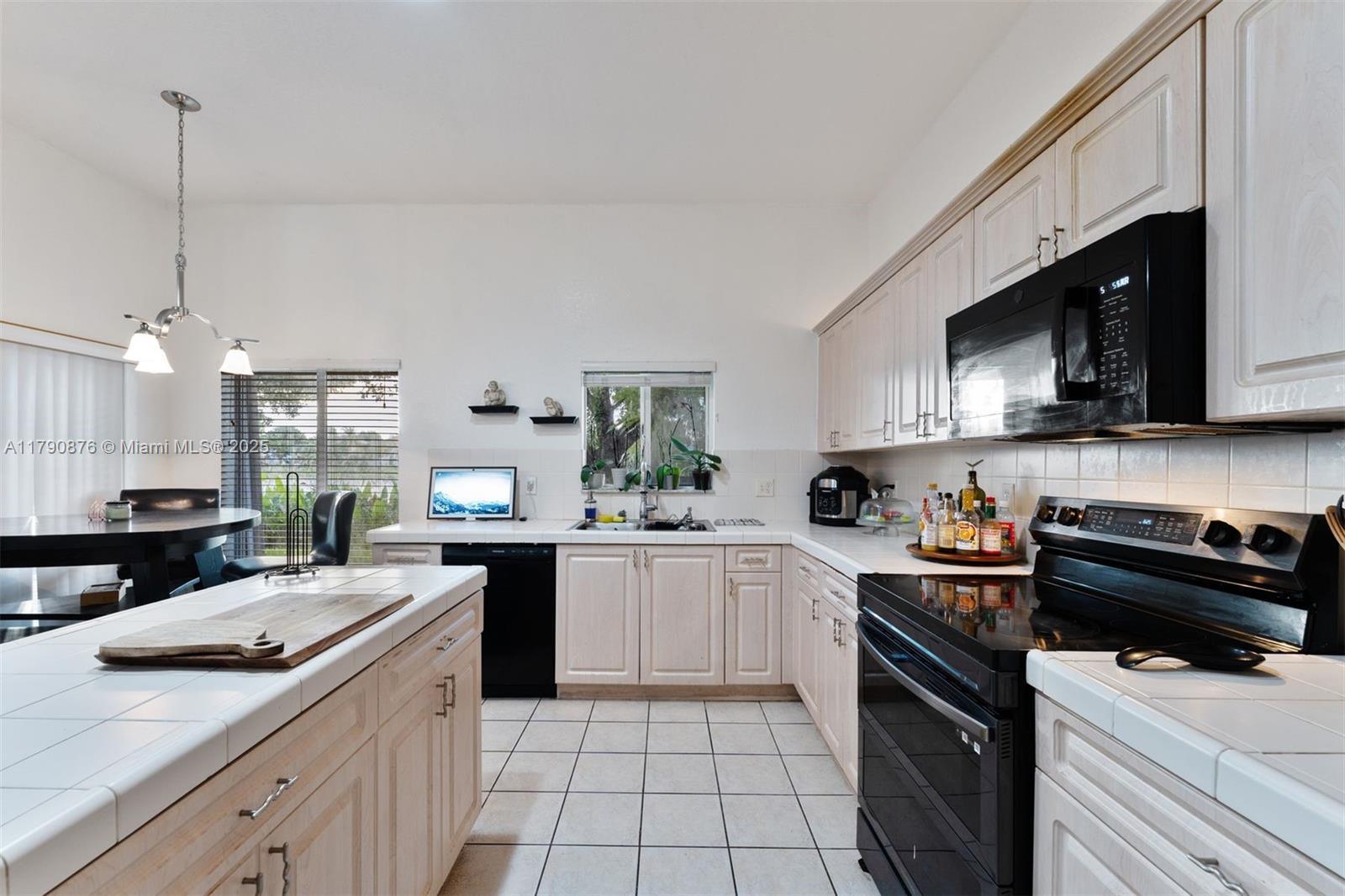 KEYS GATE - Residential