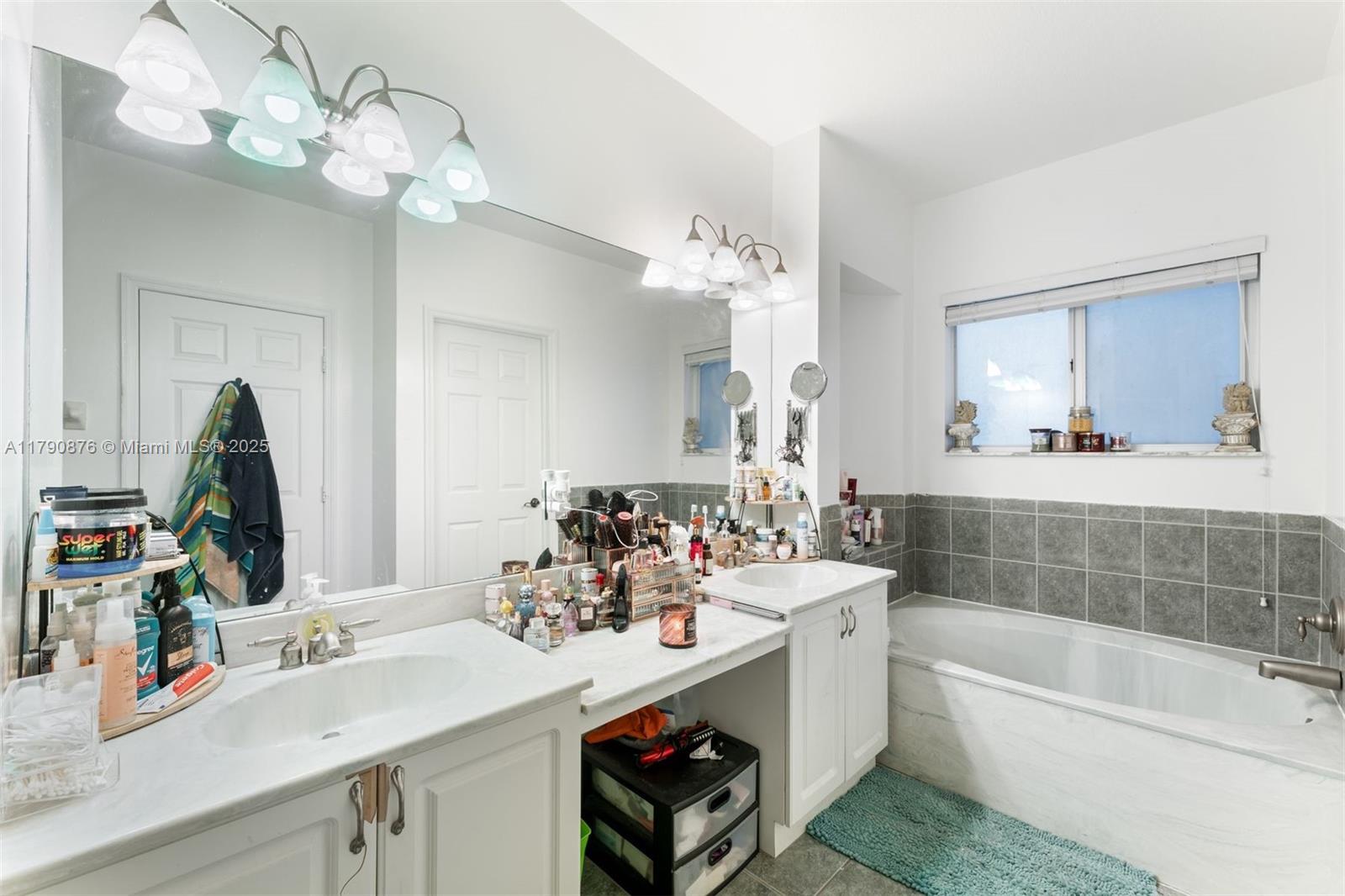 KEYS GATE - Residential