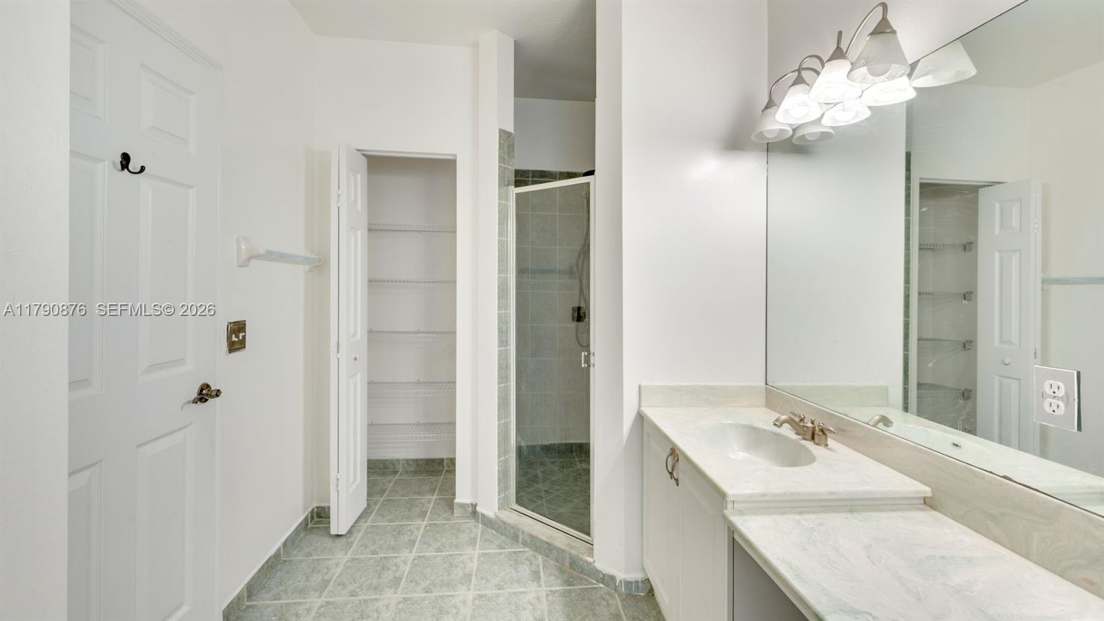 KEYS GATE - Residential