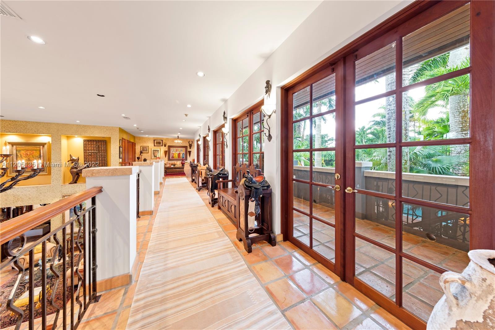 5 UPT0 10 AC RESORT ESTATE - Residential