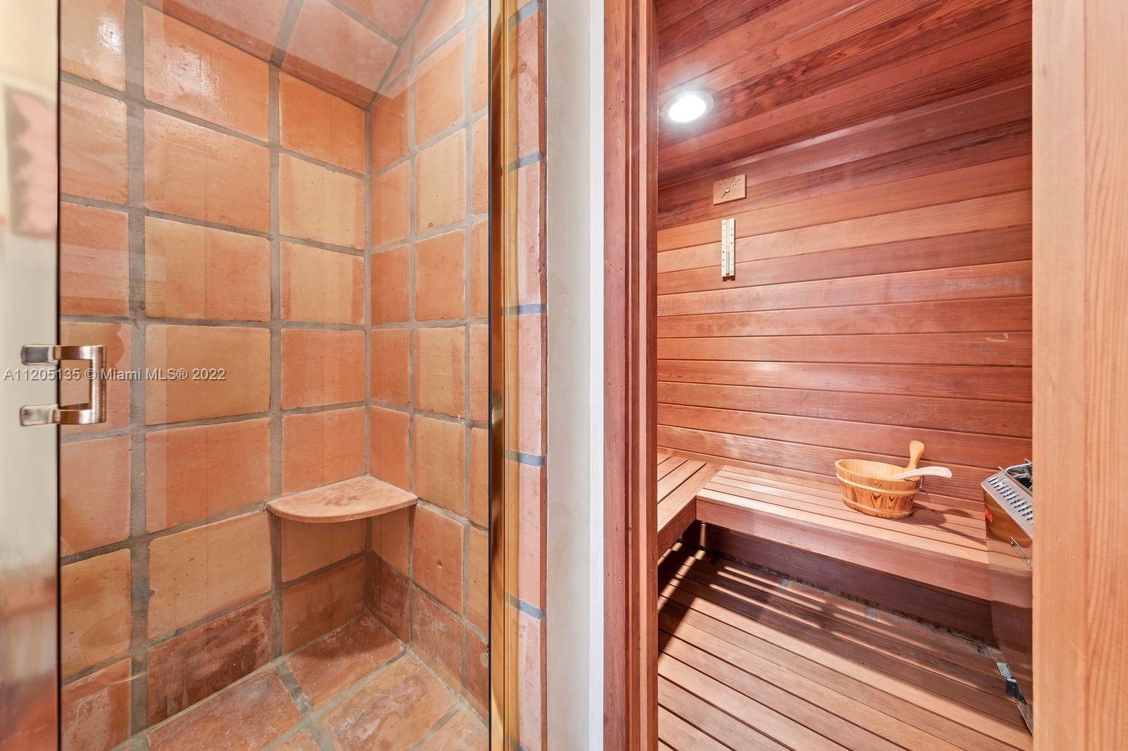 5 UPT0 10 AC RESORT ESTATE - Residential