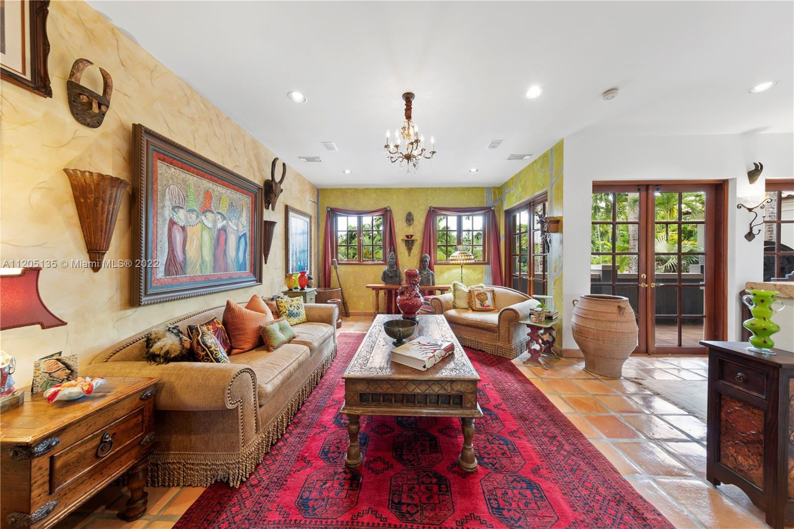 5 UPT0 10 AC RESORT ESTATE - Residential