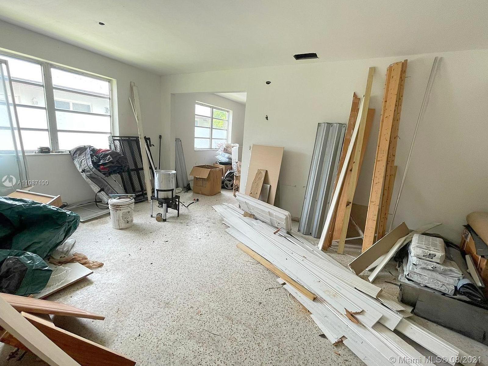 AMND MIAMI SUBURBAN ACRES - Residential Income