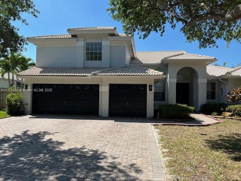 Photo of 16286 Erie Pl #16286, Davie, FL 33331 (MLS # A11771692)