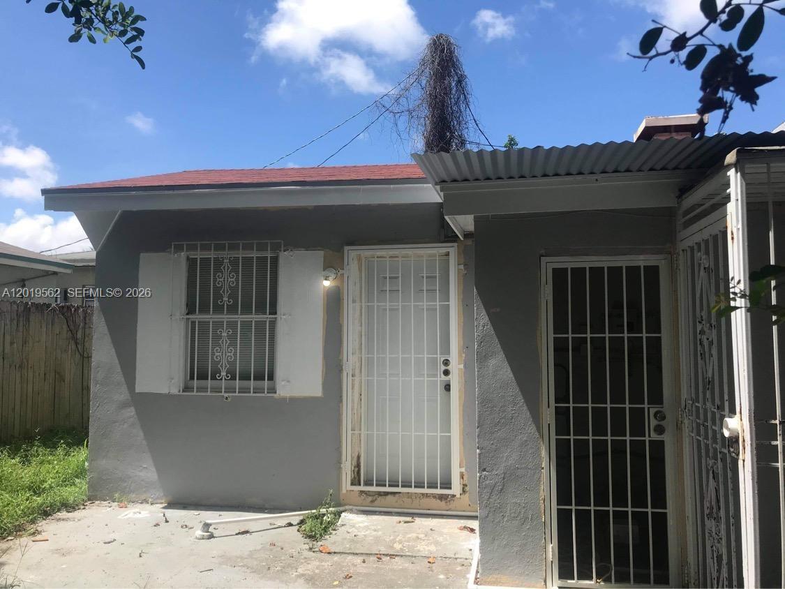 LITTLE RIVER GARDENS - Residential Income