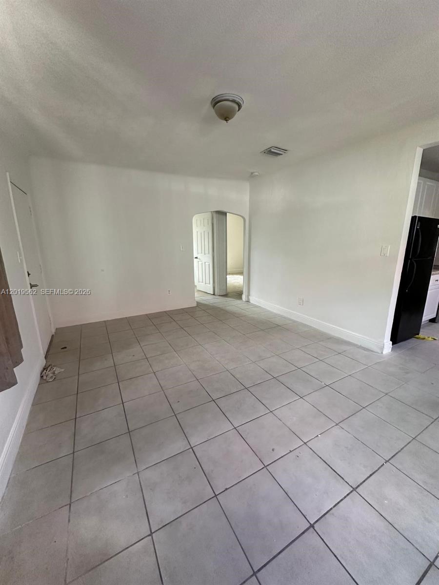 LITTLE RIVER GARDENS - Residential Income