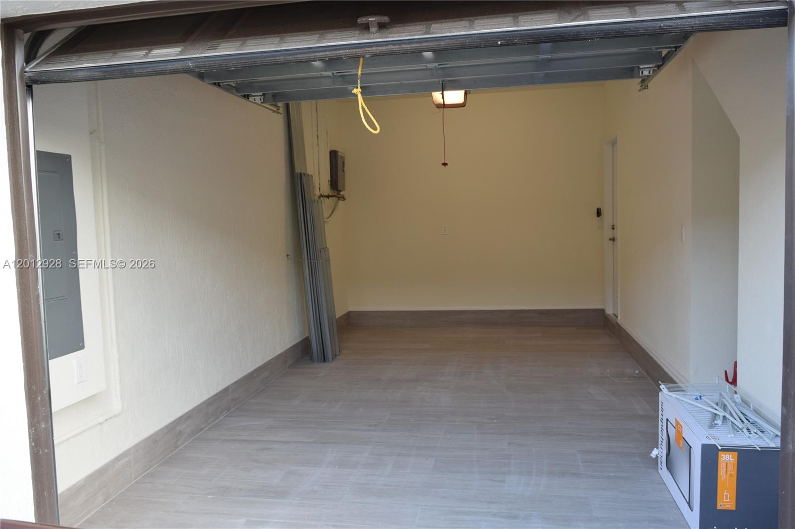 AQUABELLA SECTION ONE - Residential Lease