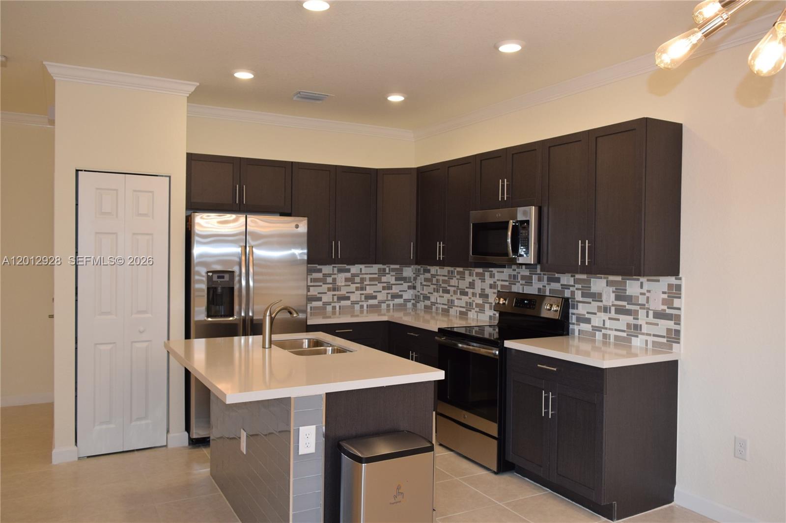 AQUABELLA SECTION ONE - Residential Lease